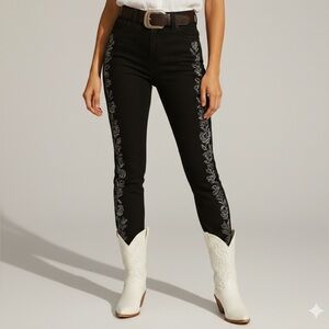 LF Carmar Skinny Jeans Embroidered Floral Western Boho Style Size 26 NWOT